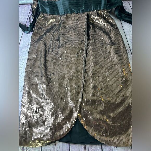 NWT BCBGMAXAZRIA Taupe Sequin Black Satin Trim 70s Glam Deep V Midi Dress Size S - Picture 13 of 13